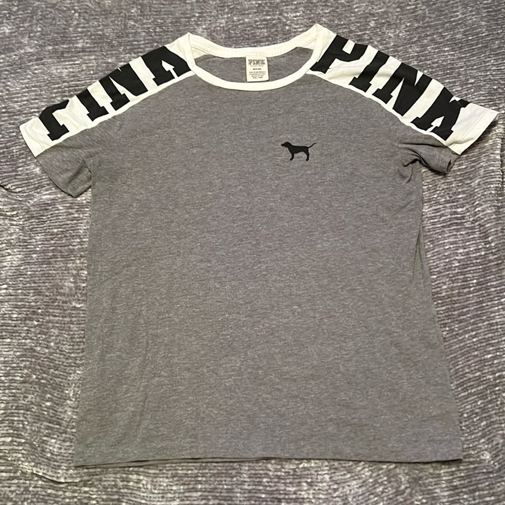 Pink short sleeve tee